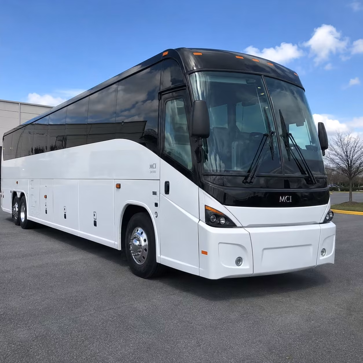 group hotel shuttle and multi terminal airport transfers in norwalk