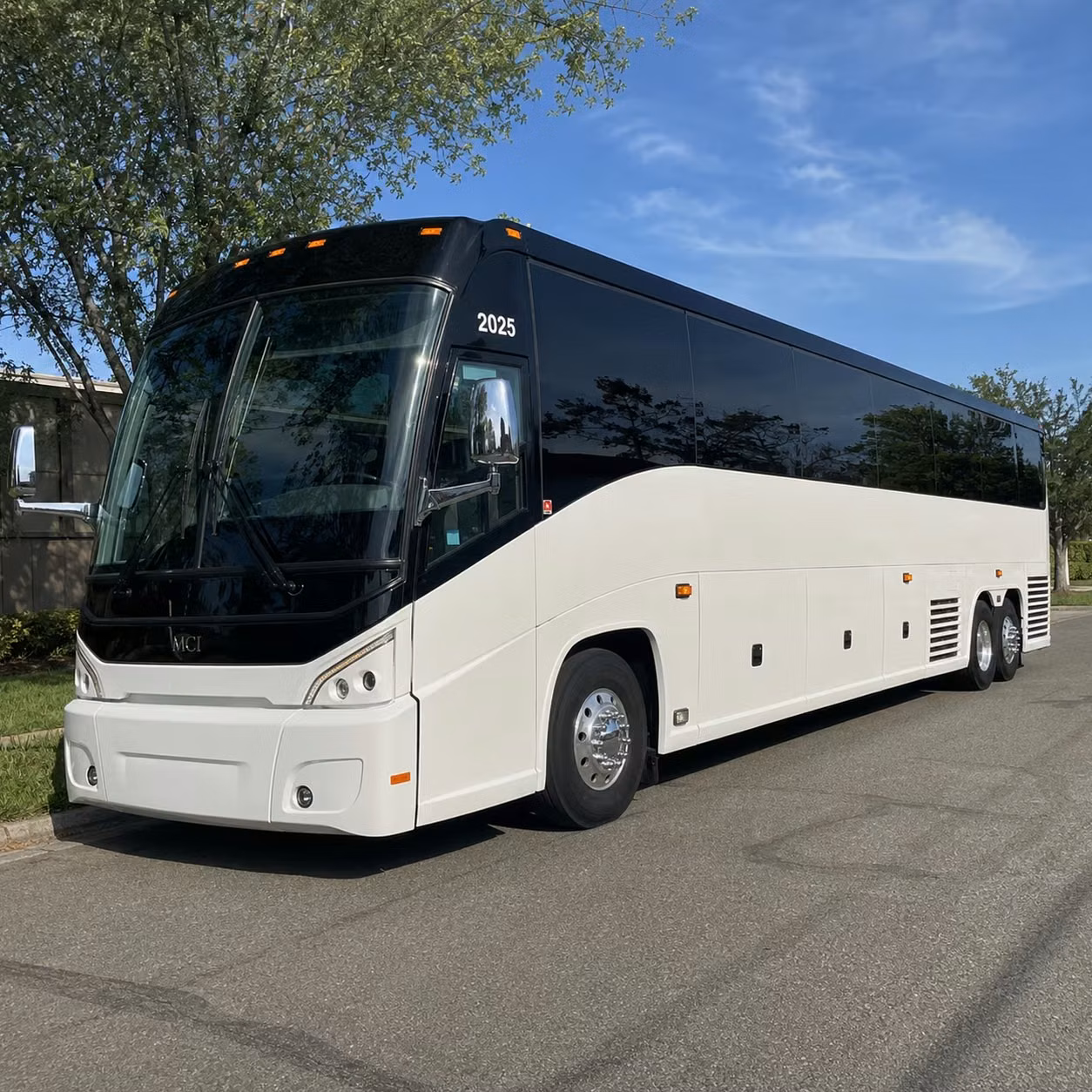 long distance school and academic group travel out of norwalk is easy to coordinate