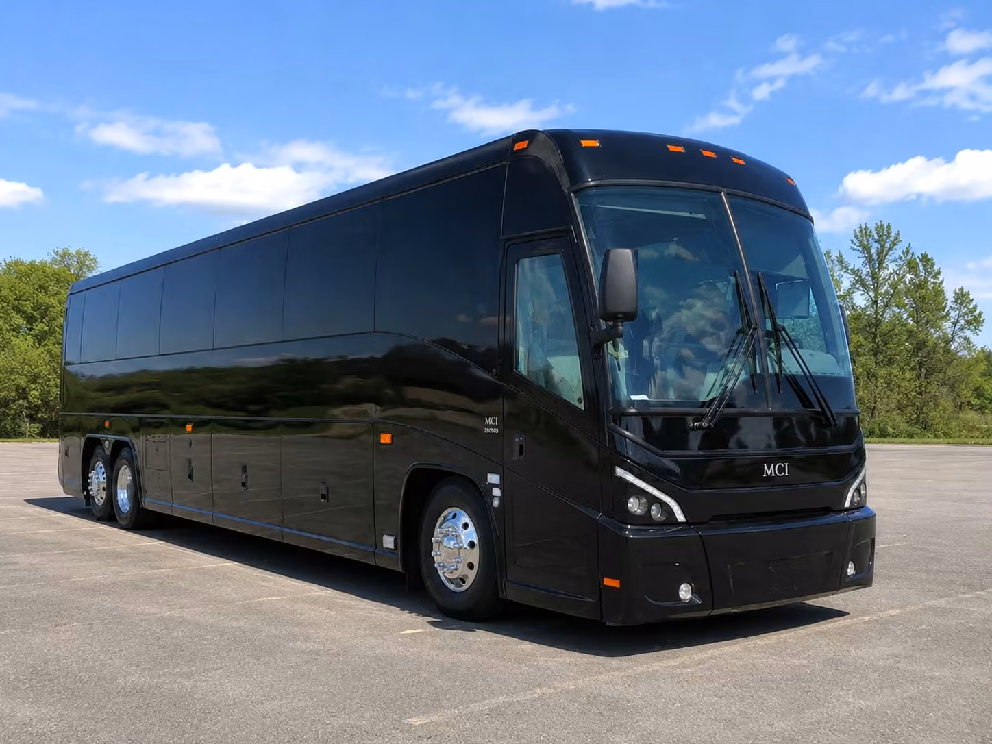 moving your class to the california science center is easier with the right bus