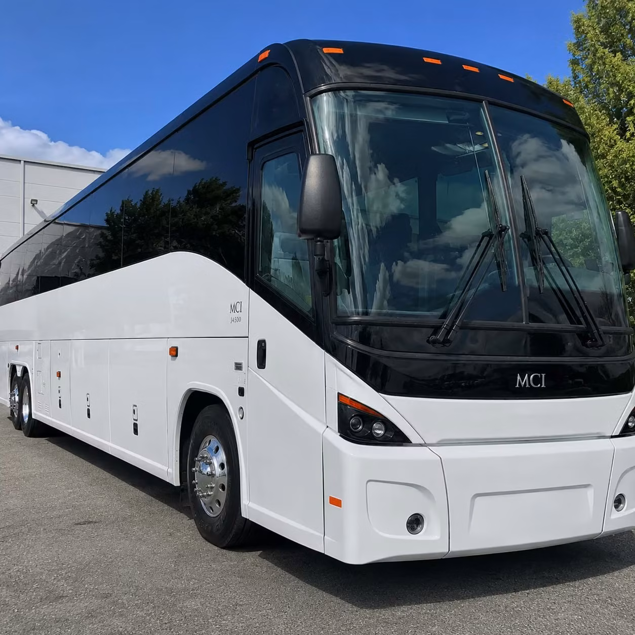 norwalk commuter shuttle services that keep your workforce moving